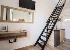 Michalianna Suites "by Checkin" 2