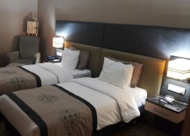 Darkhill Hotel 5
