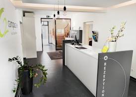 Hotel CampusZwei Komfortable Doppelzimmer & Apartments mit Küche Zentral in Ludwigsburg ideal für Business & Langzeitaufenthalte 24h Check in Kinder bis 14 Jahre übernachten kostenlos 2