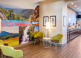 Clarion Pointe Harrisonburg 5