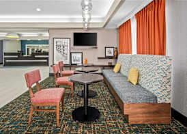 Hampton Inn Bloomington West 3