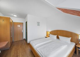 Hotel SunParc - SHUTTLE zum Europa-Park Rust 4km & Rulantica 2km 5