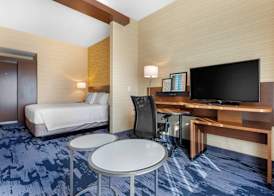 Fairfield Inn & Suites by Marriott Mebane 4