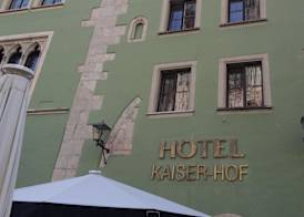 Hotel Kaiserhof am Dom 4