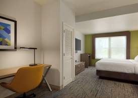 Holiday Inn Express WEST SACRAMENTO - CAPITOL AREA by IHG 4