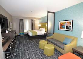 Holiday Inn Express And Suites Pasadena Houston Southeast by IHG 3