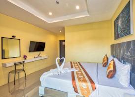 TJ Patong Hotel - Prime Location by OTOP Market & Sea 3
