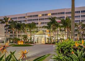 DoubleTree by Hilton LAX/El Segundo 2