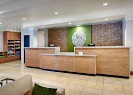 Fairfield Inn & Suites by Marriott Albany 2