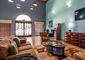 Best Western Plus The Woodlands 2