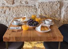 GuestReady - CastleRock Pub & Hotel 4