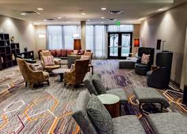 Courtyard by Marriott Lafayette 2