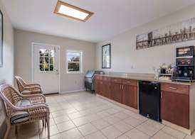 Americas Best Value Inn Scarborough Portland 5