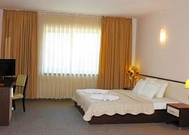 Kendros Hotel 4