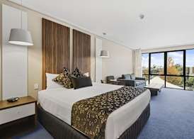 Quality Hotel Taylors Lakes 3