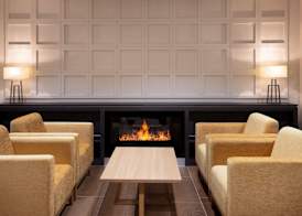 Ramada by Wyndham Leeds East 4