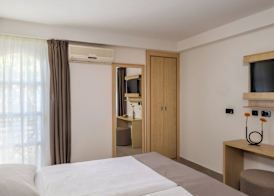 Hotel Delfin 5