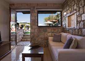 ENALIO Suites 2