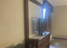 Red Roof Inn & Suites Hinesville Renovated with breakfast 5