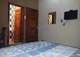 Holla-Jobi Guest House 5