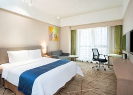 Holiday Inn Express Chengdu West Gate by IHG 3