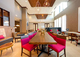 Hampton Inn & Suites Aurora South, Co 3