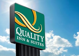 Quality Inn & Suites 5
