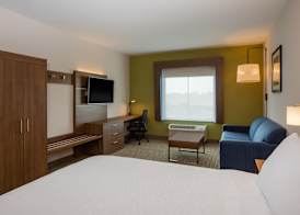Holiday Inn Express & Suites Atlanta Southwest-Fairburn 2