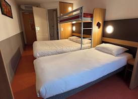B&B HOTEL Lisieux Parc des Expositions 4