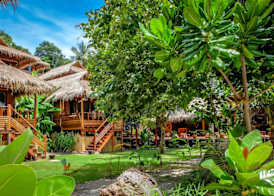Ten Moons Lipe Resort 4