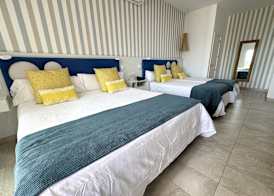 Holiday Club Jardin Amadores 3