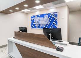Holiday Inn Express & Suites SAN DIEGO OTAY MESA by IHG 2