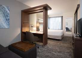 SpringHill Suites by Marriott Orlando at FLAMINGO CROSSINGS Town Center-Western Entrance 3