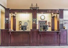Comfort Inn & Suites 2