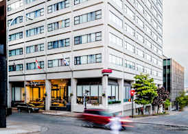 The Hollis Halifax - a DoubleTree Suites by Hilton 2