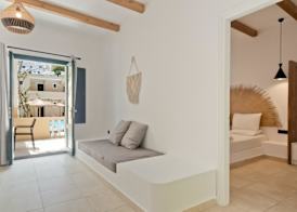 Kyra Panagia Hotel 4