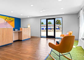 Spark by Hilton Modesto 4