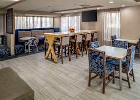 Hampton Inn Long Island/Commack 3