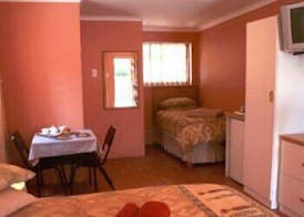 Treetops Guesthouse 4