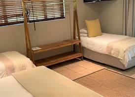 Safari Club Guest Lodge OR Tambo International Airport 2