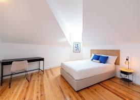 Sunny Lisbon Apartments by Soulplaces 5