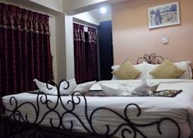 Cosy Hotel 5