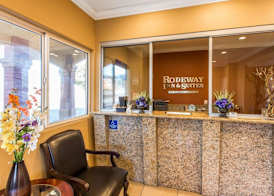 Rodeway Inn & Suites Corona 5