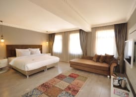 Nea Suites Old City 5