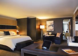 The Yorkville Royal Sonesta Hotel Toronto 5