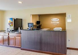 Econo Lodge Lexington Downtown near I-81 2