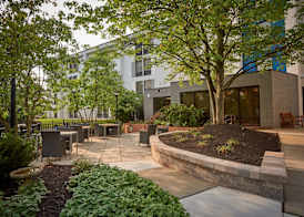 Hampton Inn Harrisburg West 3