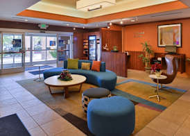 Fairfield Inn and Suites by Marriott Elk Grove 2