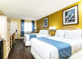 Days Inn by Wyndham Madison 3