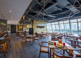 Howard Johnson Riverview Hotel Guangzhou 5